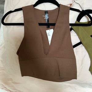 Urban outfitters set of 4 tank tops cropped fitted Vneck